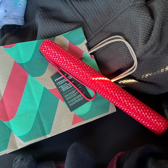 Starbucks reusable straws - Picture 1 of 2